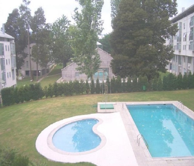 B_935 -  Apartamento en  Bri�n