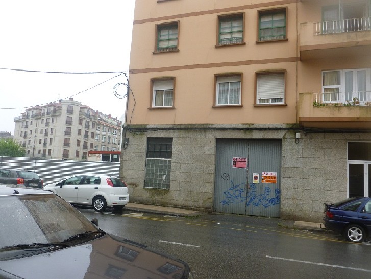 V_584 -  Nave en  Vilagarcia de Arousa