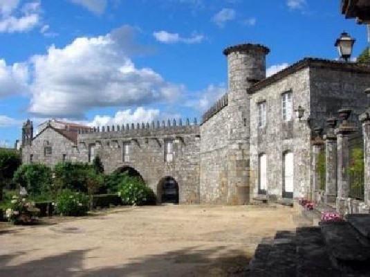 Pisos, casas, chalets... en Negreira