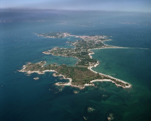 Pisos, casas, chalets... en ISLA DE AROSA