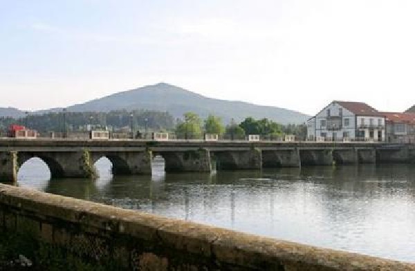 Pisos, casas, chalets... en PONTECESURES