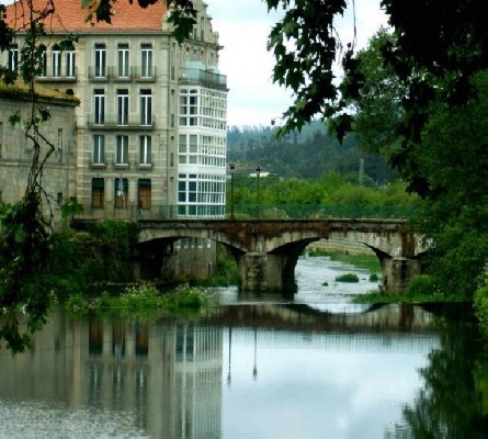 Pisos, casas, chalets... en CALDAS DE REIS